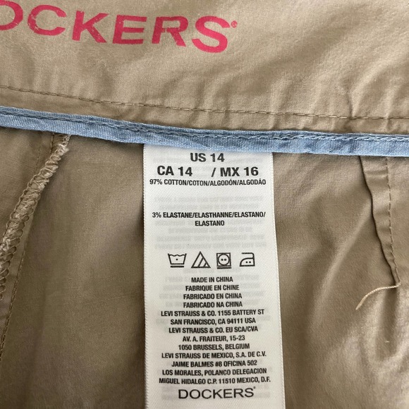 Dockers Golf Khaki Skort Women Sz 14 rarely used - Picture 8 of 8
